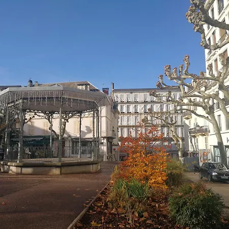 43m2 1 En Hyper Centre Apartment *